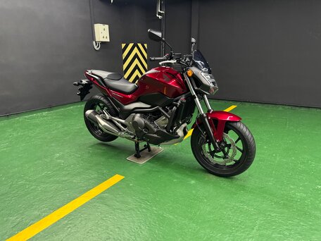 2019 Honda NC 750S, красный, 875000 рублей, вид 3