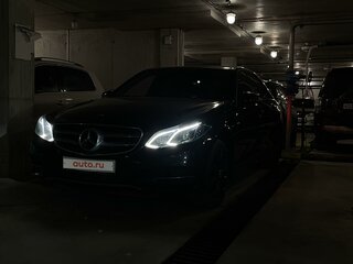 2014 Mercedes-Benz E-Класс 200 IV (W212, S212, C207) Рестайлинг, чёрный, 2500000 рублей, вид 2