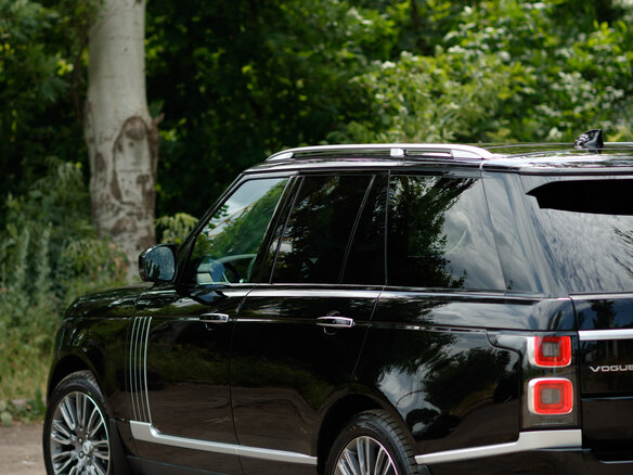 2018 Land Rover Range Rover IV Рестайлинг, чёрный - вид 38
