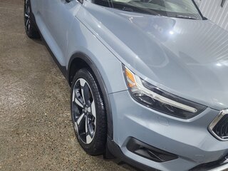 2020 Volvo XC40 I, серый, 3050000 рублей, вид 4