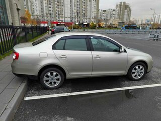 2009 Volkswagen Jetta V, бежевый, 670000 рублей, вид 3