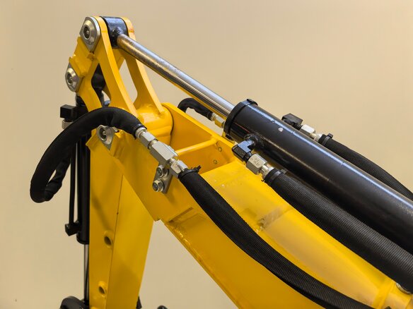 2025 Komatsu PC08, жёлтый, 395000 рублей - вид 12