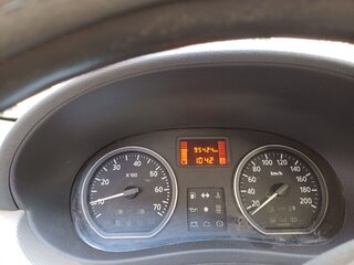 2010 Renault Logan I Рестайлинг, бежевый, 750000 рублей, вид 5