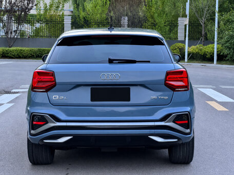 2022 Audi Q2 L 35 TFSI I Рестайлинг, синий, 1995000 рублей, вид 3