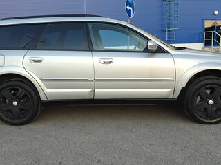 2006 Subaru Outback III Рестайлинг, серебристый, 1200000 рублей, вид 4