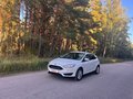 2015 Ford Focus III Рестайлинг, белый, 1100000 рублей - вид 3