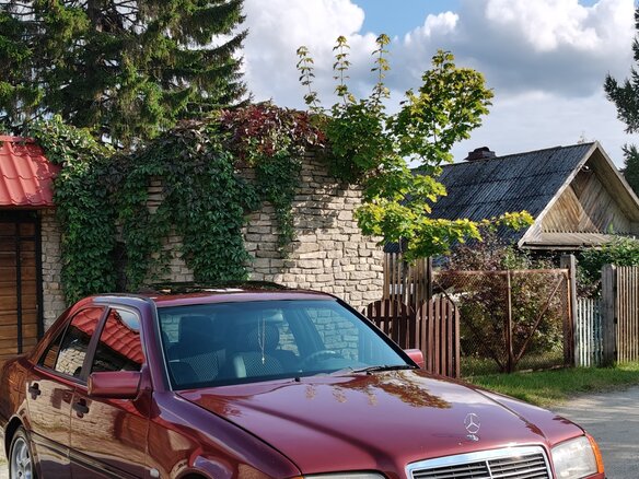 2000 Mercedes-Benz C-Класс 180 I (W202) Рестайлинг, чёрный, 300000 рублей - вид 5