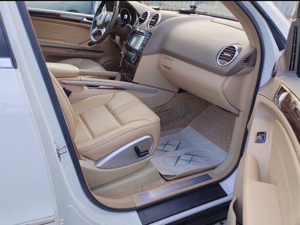 2010 Mercedes-Benz M-Класс 350 II (W164) Рестайлинг, белый, 2000000 рублей - вид 5