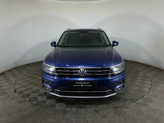 2018 Volkswagen Tiguan II, синий, 1790000 рублей, вид 2
