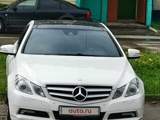 2010 Mercedes-Benz E-Класс 200 5G-Tronic IV (W212, S212, C207), белый, 1300000 рублей, вид 1