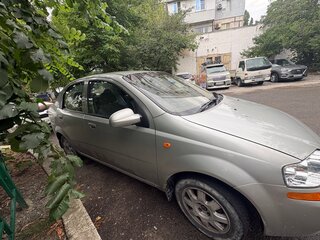 2004 Chevrolet Aveo I, серебристый, 330000 рублей, вид 3