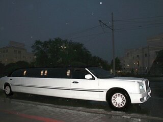 1998 Lincoln Town Car III, белый, 950000 рублей, вид 2