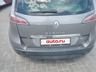 2015 Renault Scenic III Рестайлинг 2, серебристый, 960000 рублей, вид 1