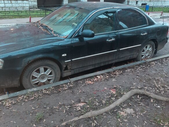 2005 Kia Magentis I Рестайлинг, чёрный, 140000 рублей - вид 3