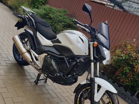 2014 Honda NC 750S, белый, 550000 рублей, вид 4