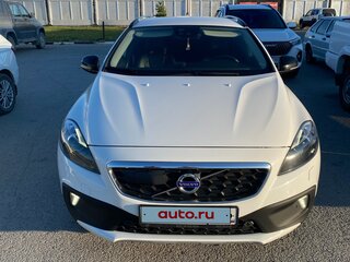 2015 Volvo V40 Cross Country I, белый, 2200000 рублей, вид 2