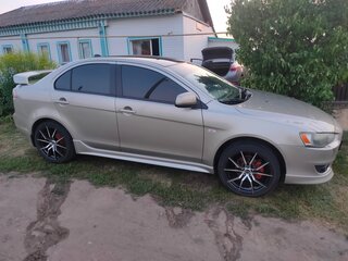 2008 Mitsubishi Lancer X, бежевый, 900000 рублей, вид 3