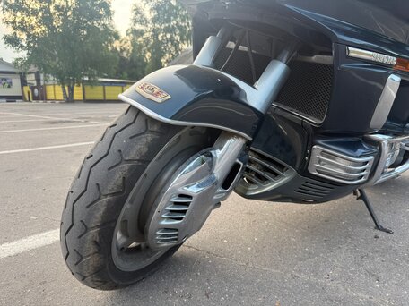 1995 Honda GL 1500 Gold Wing, зелёный, 700000 рублей, вид 3