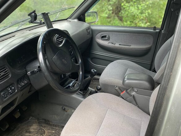 2005 Kia Sportage Grand I, серый, 360000 рублей - вид 5