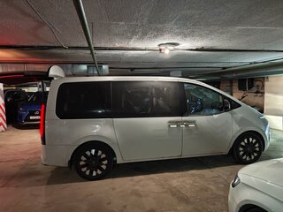 2022 Hyundai Staria I, белый, 6000000 рублей, вид 2