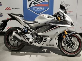 2020 Yamaha YZF-R3, серебристый, 500000 рублей, вид 3