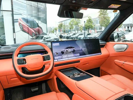 2025 Lynk & Co 900, белый, 7400000 рублей, вид 3