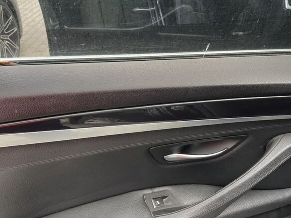 2011 BMW 5 серии 523i VI (F10/F11/F07), чёрный, 1480000 рублей - вид 10