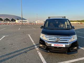 2013 Honda Stepwgn Spada IV Рестайлинг, чёрный, 1700000 рублей, вид 2