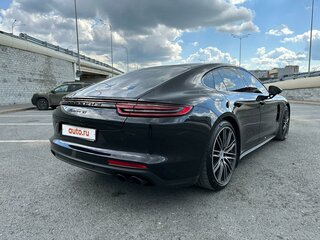 2017 Porsche Panamera 4S II, чёрный, 7900000 рублей, вид 5