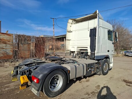 2016 DAF XF 105, белый, 3900000 рублей, вид 3