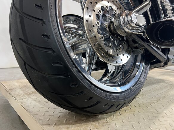 2008 Harley-Davidson Rocker C, чёрный, 910000 рублей - вид 24