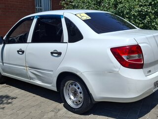 2015 Lada (ВАЗ) Granta I, белый, 390000 рублей, вид 5