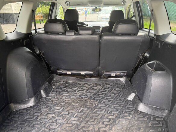 2011 Mitsubishi Outlander II Рестайлинг, белый, 1200000 рублей - вид 21