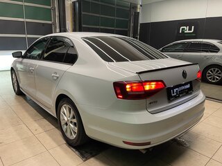 2017 Volkswagen Jetta VI Рестайлинг, белый, 1100000 рублей, вид 4