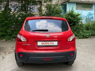2011 Nissan Qashqai I Рестайлинг, красный, 1350000 рублей, вид 2