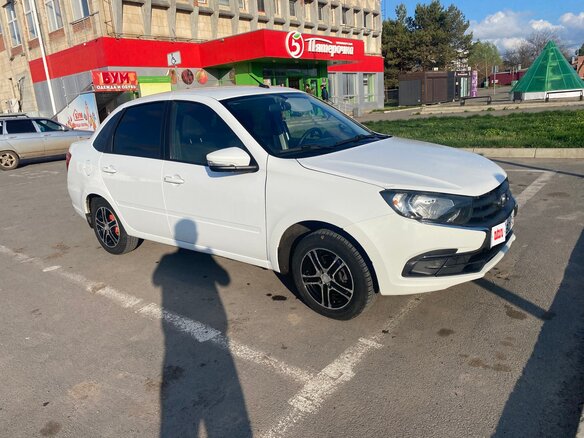 2022 Lada (ВАЗ) Granta I Рестайлинг, белый, 655000 рублей