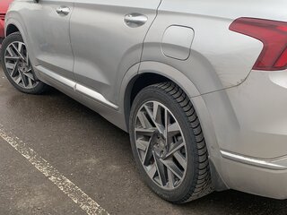 2022 Hyundai Santa Fe IV Рестайлинг, серебристый, 4000000 рублей, вид 3