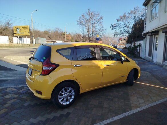 2019 Nissan Note e-Power II Рестайлинг, жёлтый, 1390000 рублей - вид 6