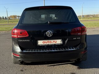 2012 Volkswagen Touareg II, чёрный, 2050000 рублей, вид 4