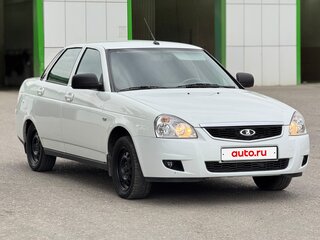 2018 Lada (ВАЗ) Priora I Рестайлинг, белый, 750000 рублей, вид 3