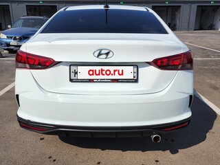 2020 Hyundai Solaris II Рестайлинг, белый, 1200000 рублей, вид 3