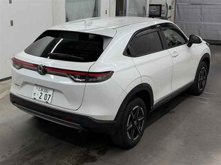 2022 Honda Vezel II, белый, 2035600 рублей, вид 4