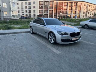 2008 BMW 7 серии Long 740Li V (F01/F02/F04), серебристый, 2450000 рублей, вид 5