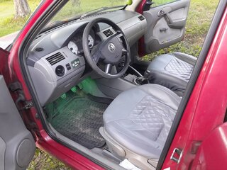 2005 Volkswagen Pointer, пурпурный, 300000 рублей, вид 4