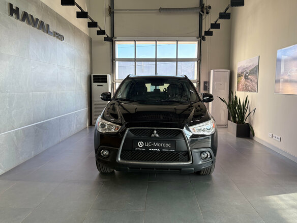 2011 Mitsubishi ASX I, чёрный - вид 1