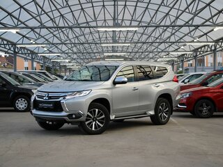 2017 Mitsubishi Pajero Sport III, серебристый, 2990000 рублей, вид 1