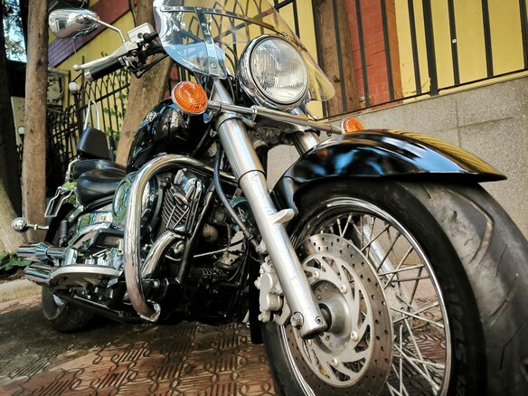 2004 Yamaha XVS400 Drag Star, чёрный, 450000 рублей - вид 1