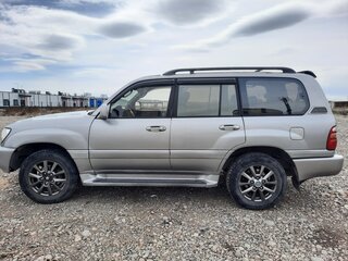 2002 Toyota Land Cruiser 100 Series Рестайлинг 1, белый, 2000000 рублей, вид 4