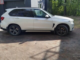 2014 BMW X5 35i III (F15), белый, 2811900 рублей, вид 5