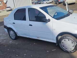 2007 Renault Logan I, белый, 150000 рублей, вид 2